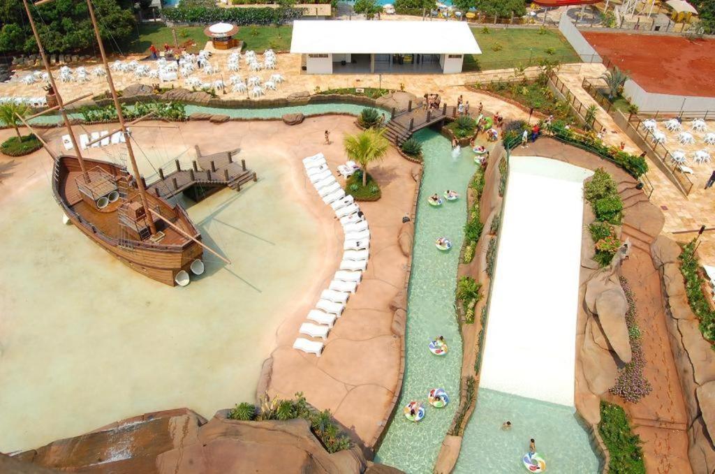 Piazza Diroma - Cortesia Park Diroma, Splash E Slide Caldas Novas Exterior foto