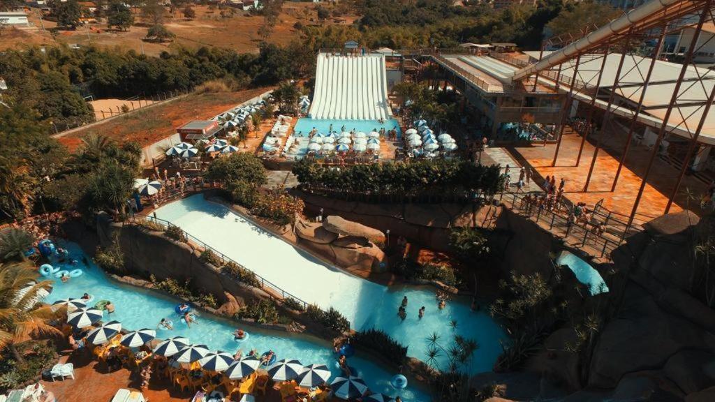 Piazza Diroma - Cortesia Park Diroma, Splash E Slide Caldas Novas Exterior foto