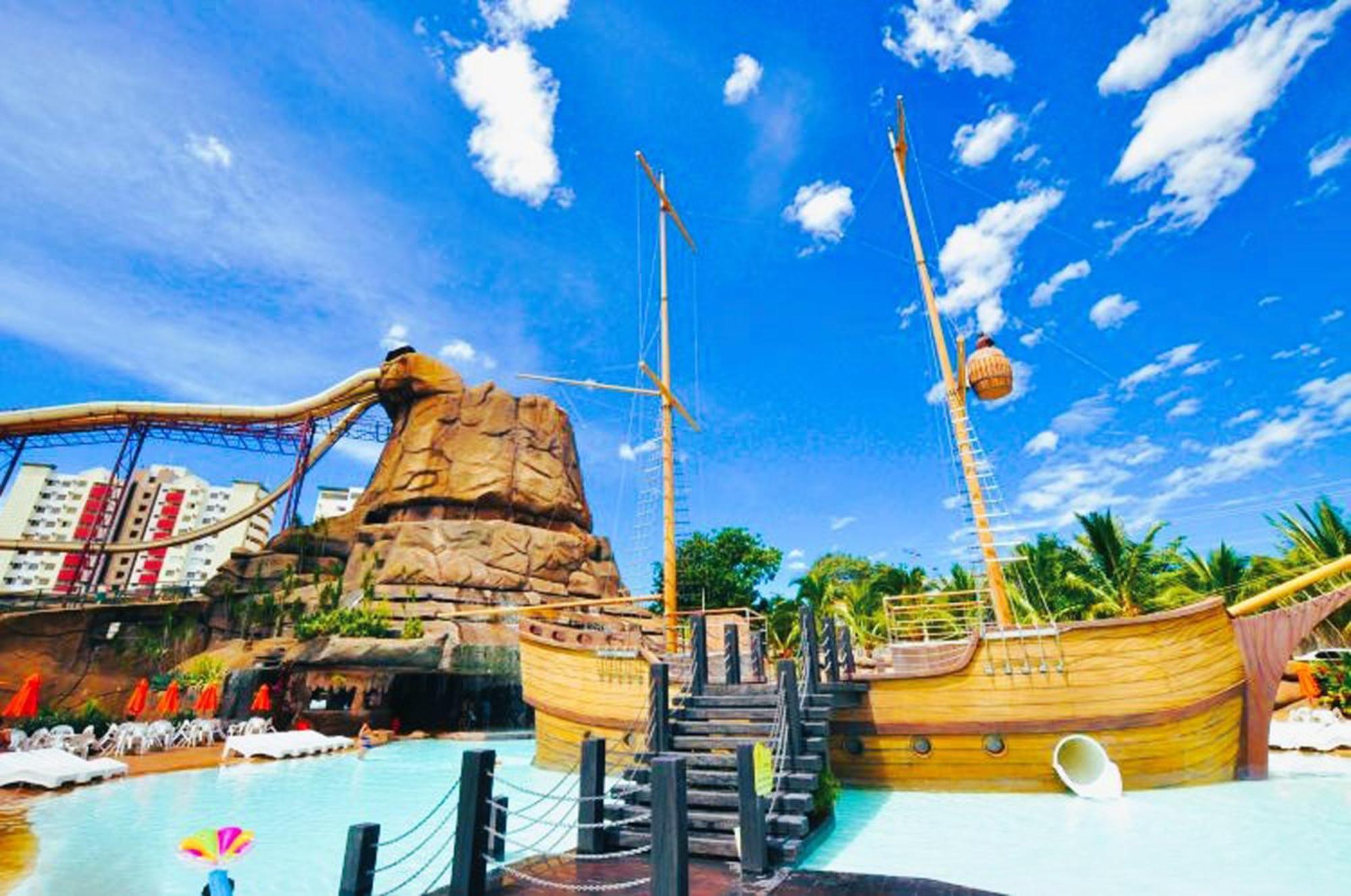 Piazza Diroma - Cortesia Park Diroma, Splash E Slide Caldas Novas Exterior foto